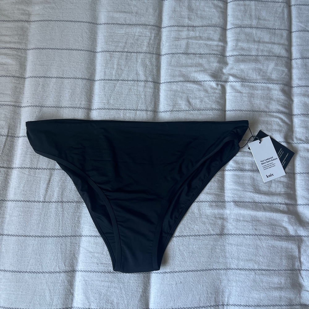 BNWT Knix Leakproof Black Women's Swim Bottom